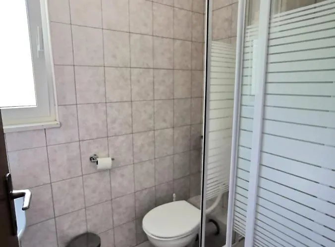 Apartment Dubravka 1 *