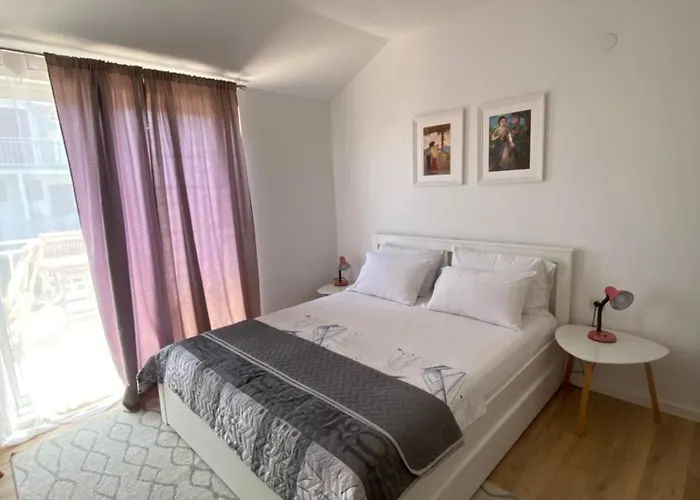 Apartment Dubravka 1 *